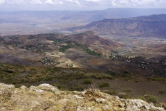 Au fond de la vallée, la Jemma River et ses nombreux affluents - Éthiopie - 27/05/2017